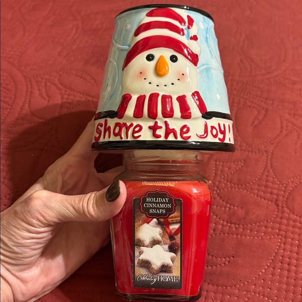 Holiday Cinnamon Snaps Candle with Snowman Holder